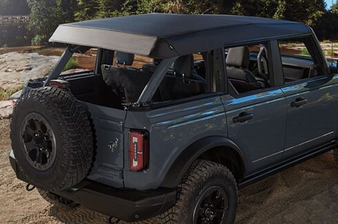 Descubre Accesorios Ford Bronco en PR, Toldo Retractil Suave, Vinyl